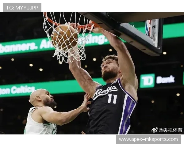 福克斯与萨博尼斯联手发力，助力球队迎来连胜势头